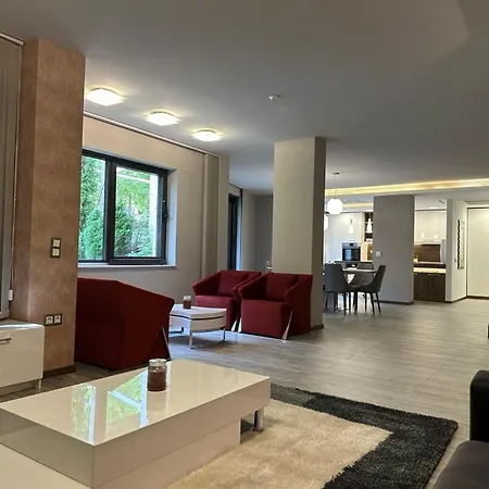 Eden Luxury *