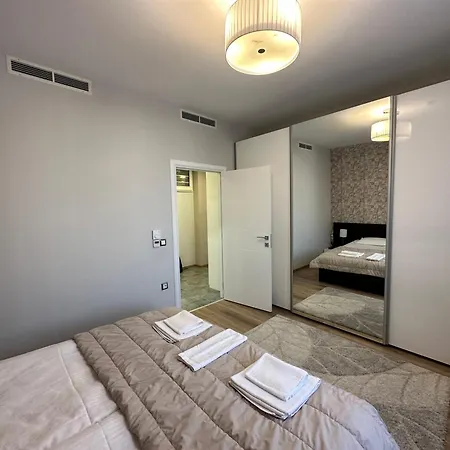 Eden Luxury Apartment *