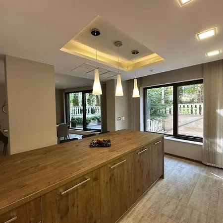 Eden Luxury Apartment *